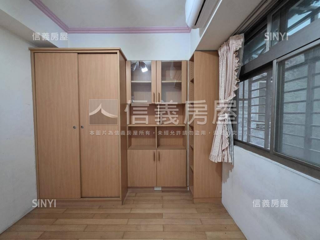 捷運採光三房前後陽台房屋室內格局與周邊環境