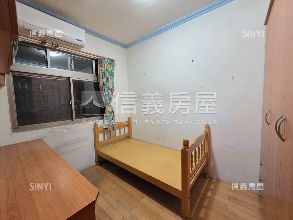 捷運採光三房前後陽台房屋室內格局與周邊環境