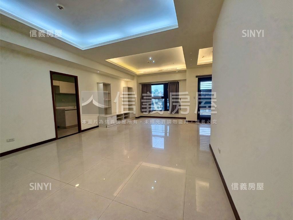 西門帆船地標阿曼ＴＩＴ房屋室內格局與周邊環境