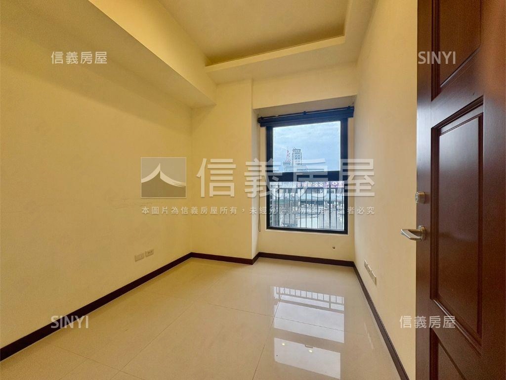 西門帆船地標阿曼ＴＩＴ房屋室內格局與周邊環境