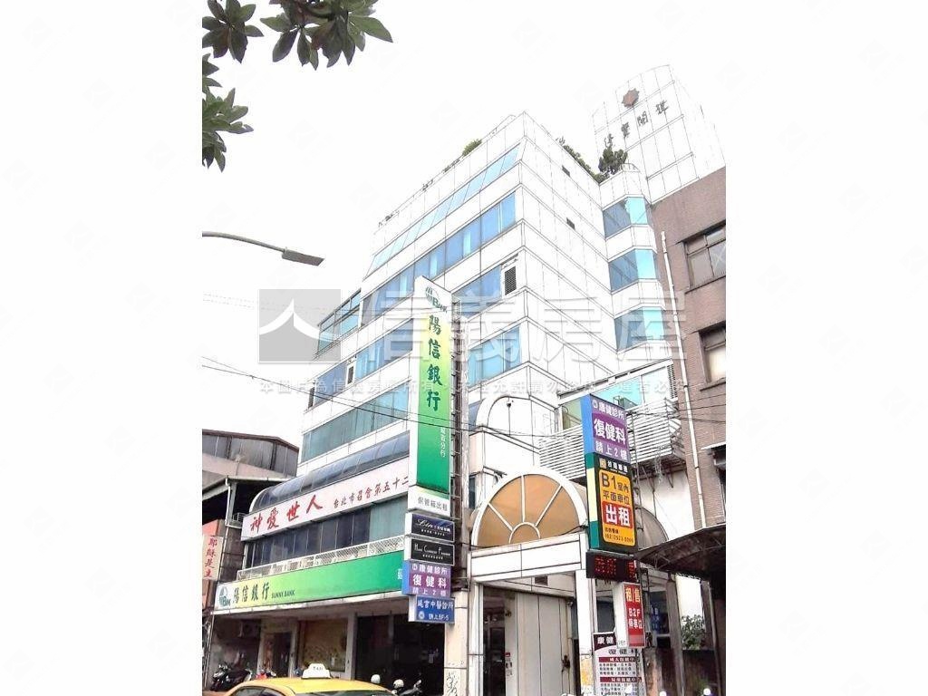 敦北財經▶小巨蛋辦公房屋室內格局與周邊環境