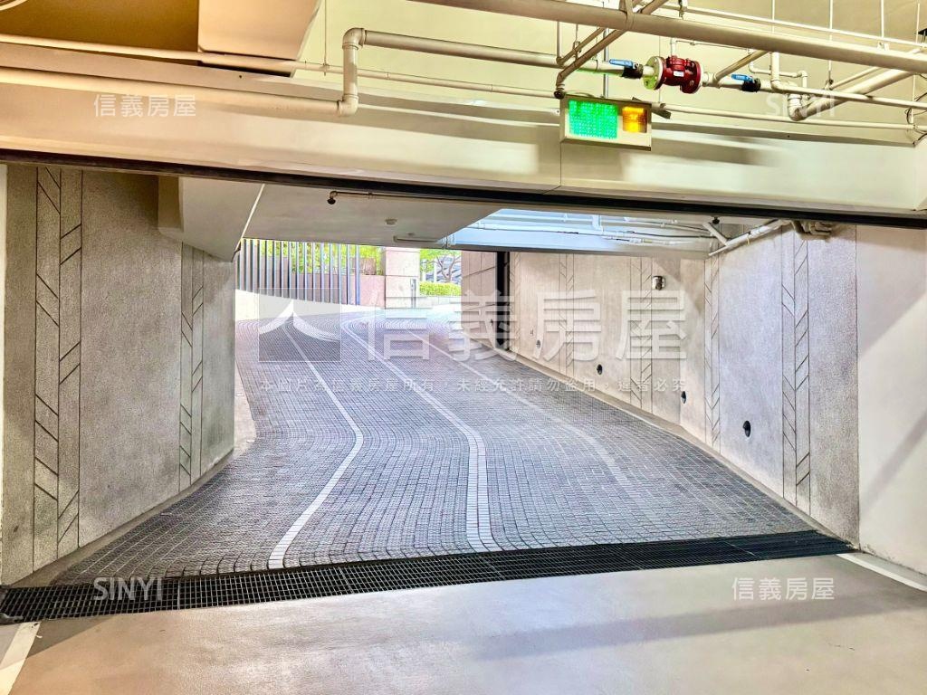 都市璞華生態園區兩房平車房屋室內格局與周邊環境