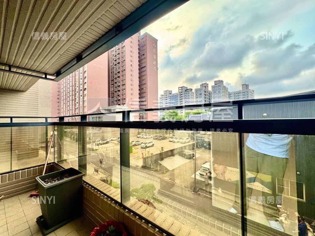 都市璞華裝潢美宅平車房屋室內格局與周邊環境