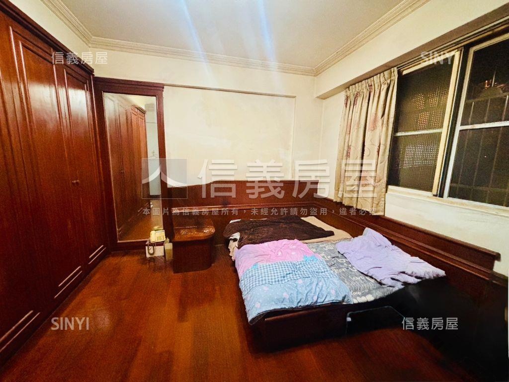 仁雄商圈好厝邊臨路透天房屋室內格局與周邊環境