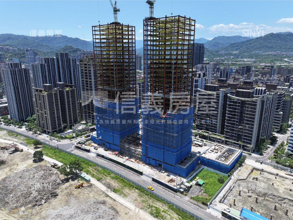 聯上澐朗．頂樓層峰大戶房屋室內格局與周邊環境