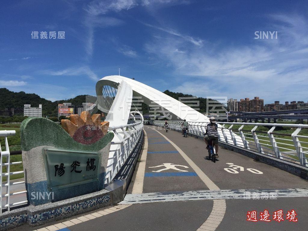 聯上澐朗．頂樓層峰大戶房屋室內格局與周邊環境