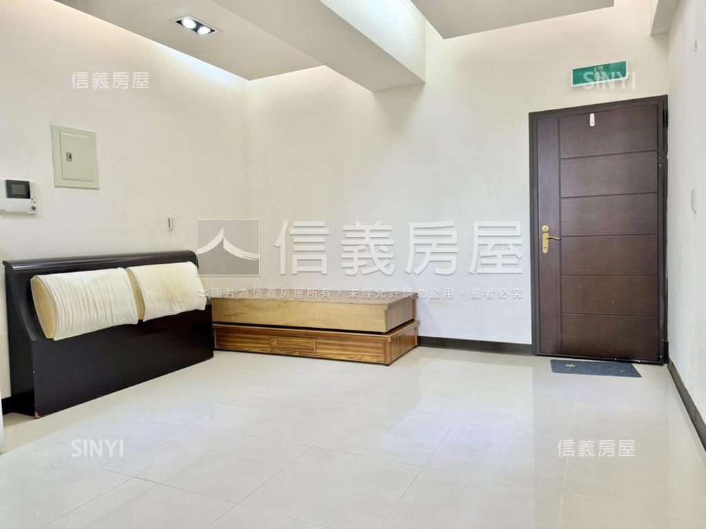 Ａ高樓採光通風套房房屋室內格局與周邊環境