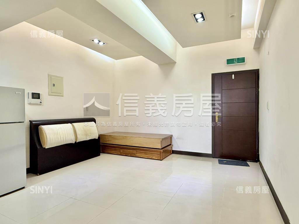 Ａ高樓採光通風套房房屋室內格局與周邊環境