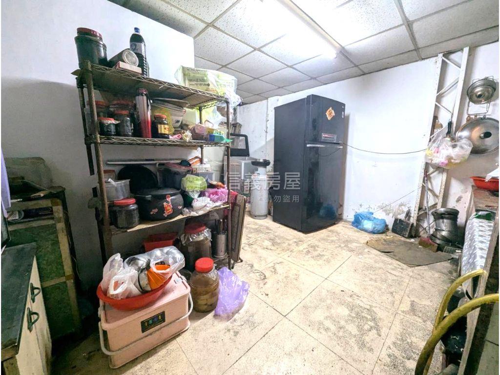 近大買家大地坪透天房屋室內格局與周邊環境