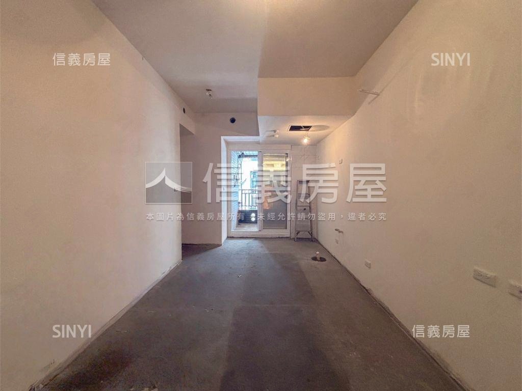 樂洋洋稀有三房車位房屋室內格局與周邊環境