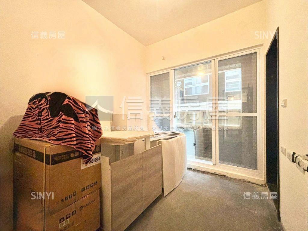 樂洋洋稀有三房車位房屋室內格局與周邊環境