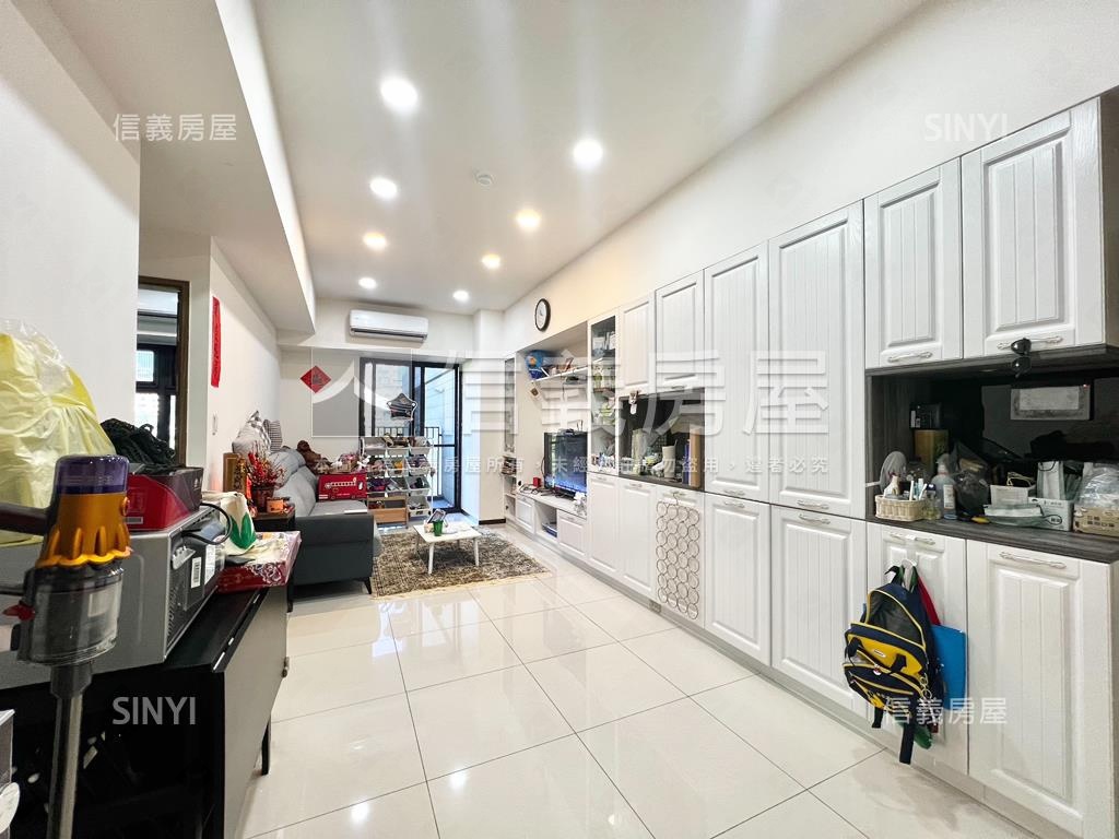 半島花園首購３房房屋室內格局與周邊環境