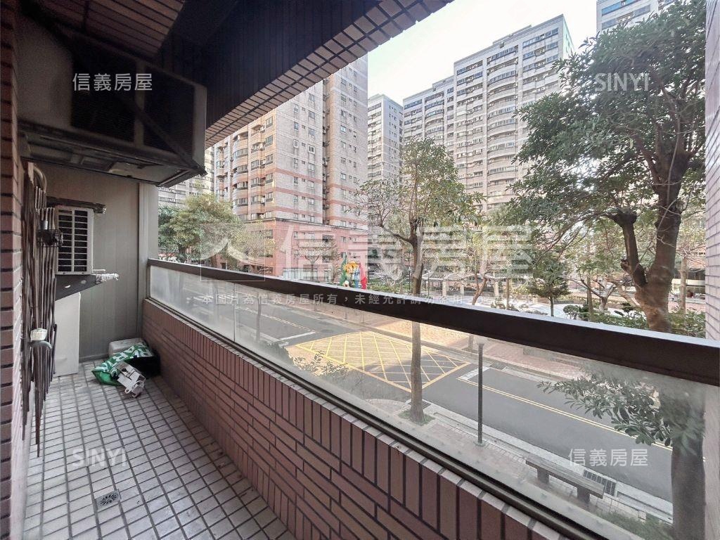 荷蘭村綠景大三房房屋室內格局與周邊環境