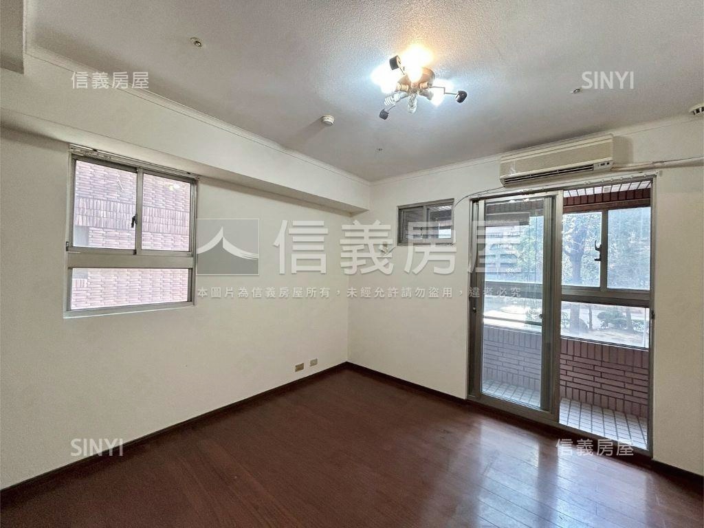 荷蘭村綠景大三房房屋室內格局與周邊環境