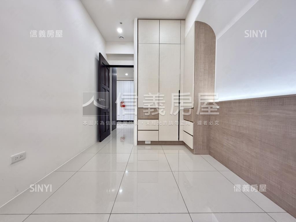 合嘉素晴美裝二房坡平車位房屋室內格局與周邊環境