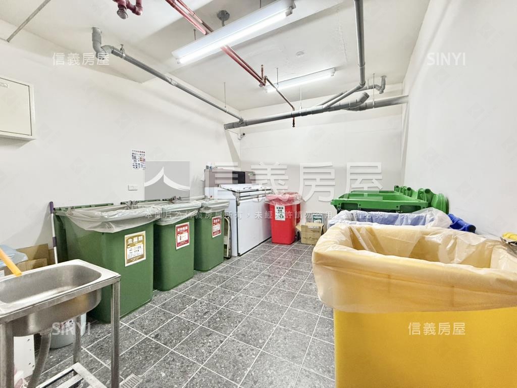 合嘉素晴美裝二房坡平車位房屋室內格局與周邊環境