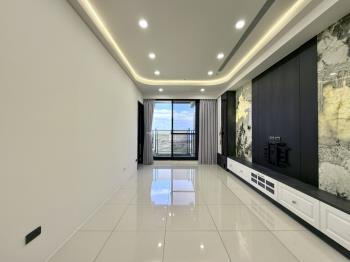 合嘉素晴美裝二房坡平車位