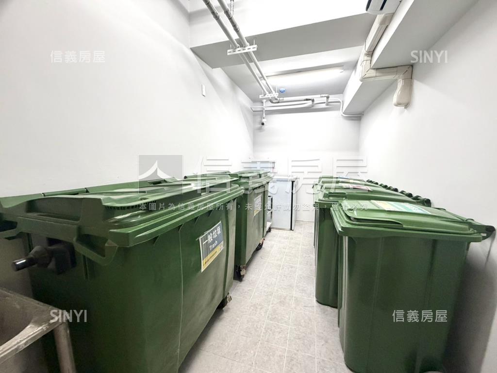 森鉅旭邊間兩房坡平車位房屋室內格局與周邊環境