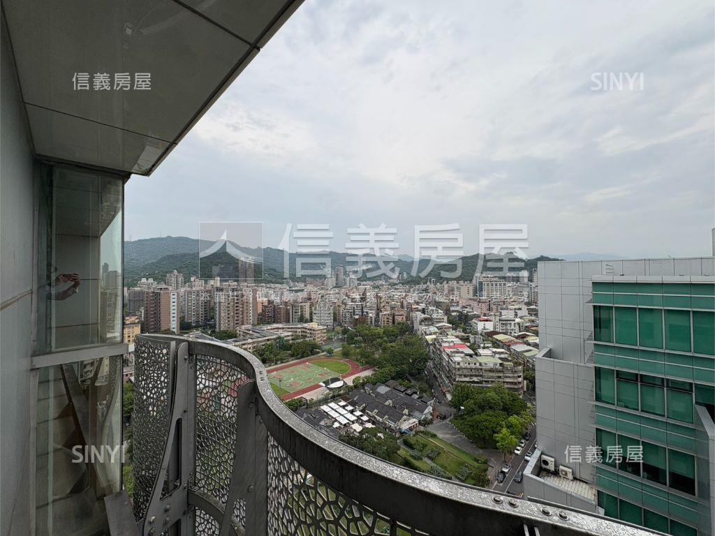 新世界可看●近１０１美宅房屋室內格局與周邊環境