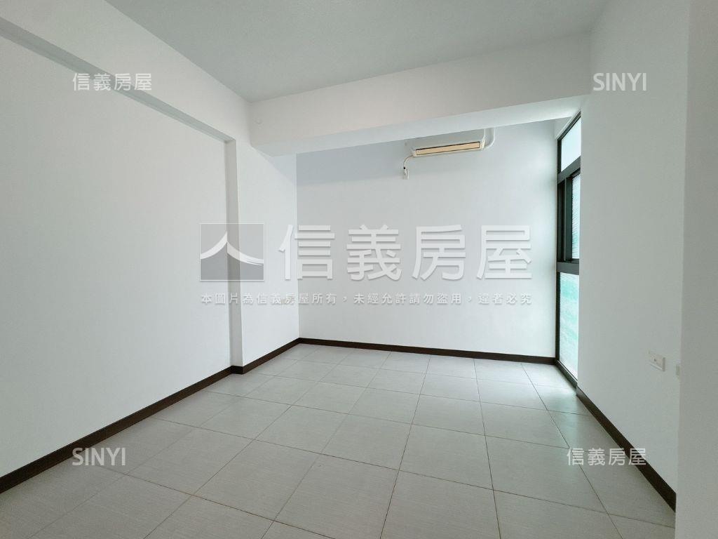 有名堂面寬雙車車墅房屋室內格局與周邊環境