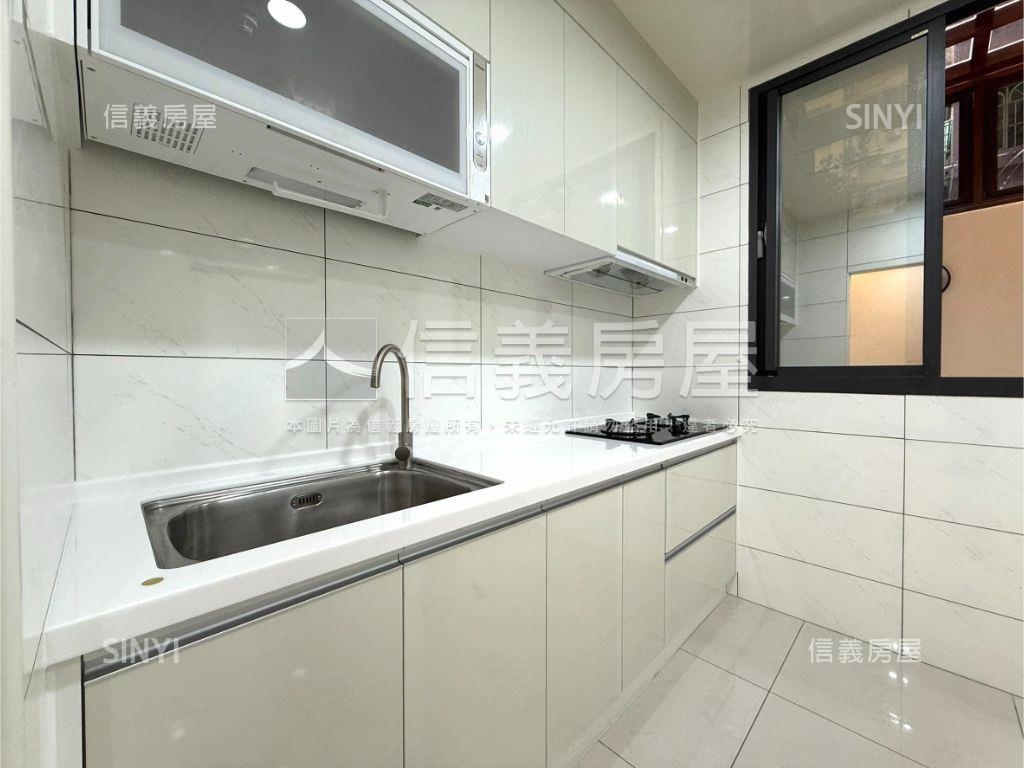 懷石賞兩房兩衛浴車位房屋室內格局與周邊環境