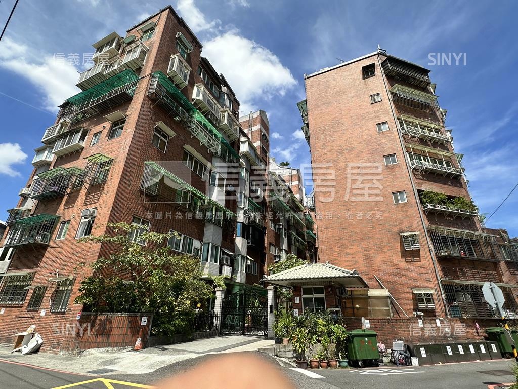 鴛鴦蝴蝶樹海幽靜四房車位房屋室內格局與周邊環境