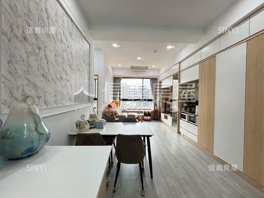 中路漂亮三房附車位房屋室內格局與周邊環境