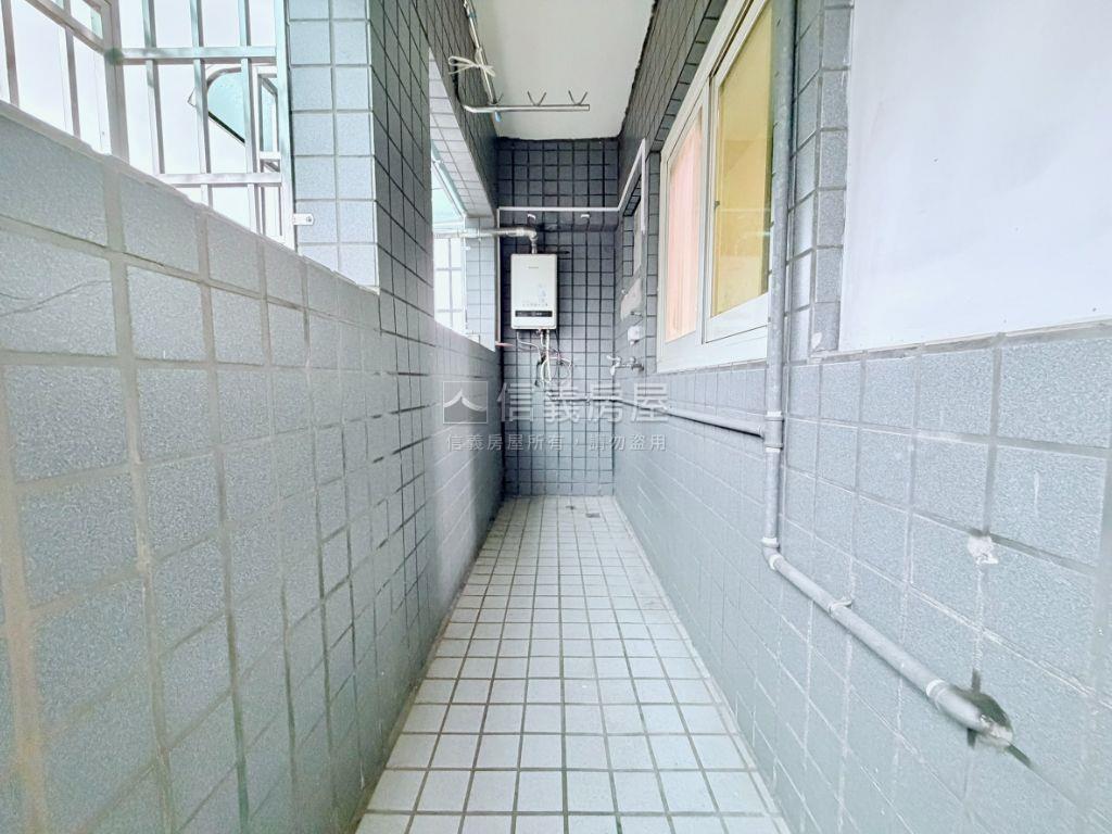 新案！俊國豐田精裝三房車房屋室內格局與周邊環境