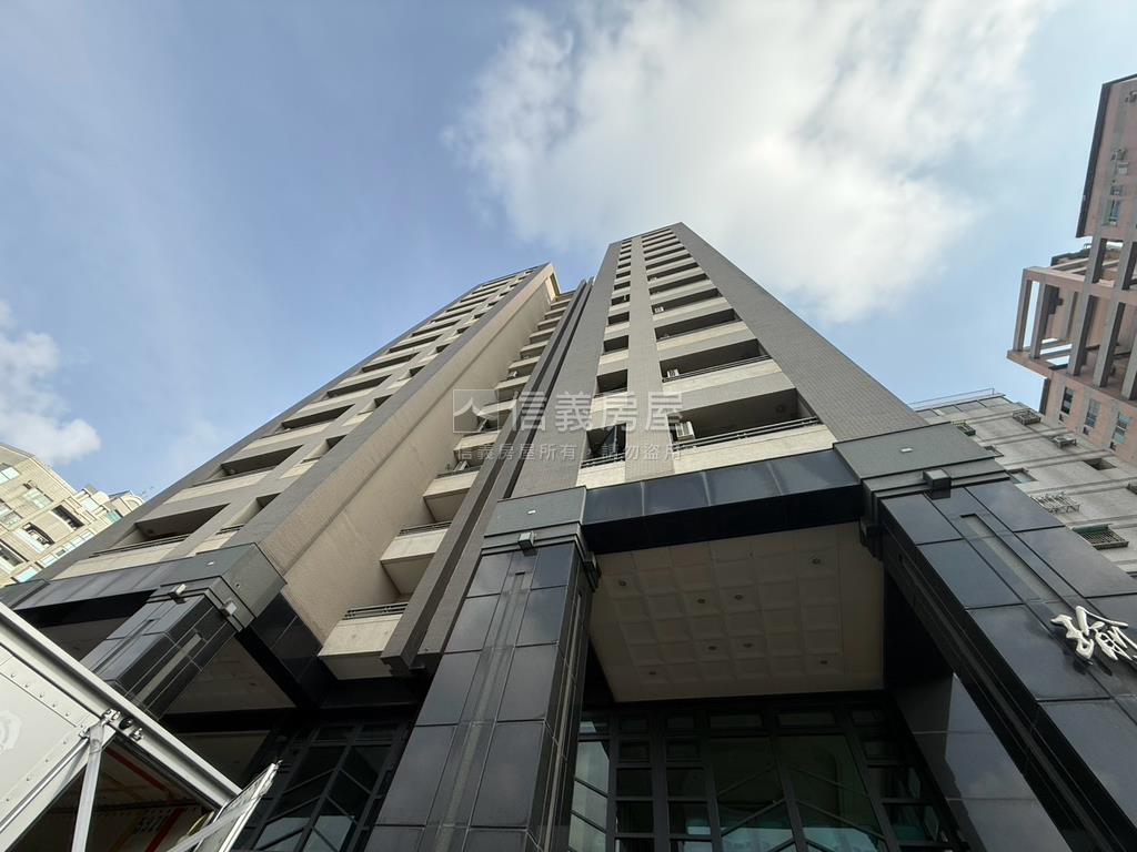 安平河景瑜舍三房平車房屋室內格局與周邊環境