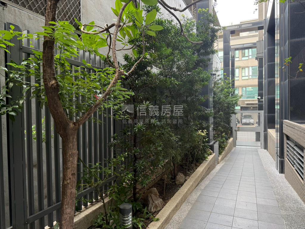 安平河景瑜舍三房平車房屋室內格局與周邊環境