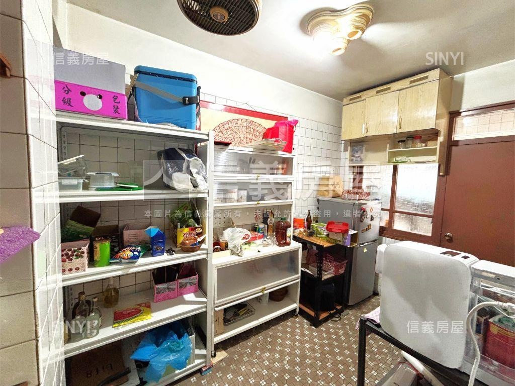 大土地方正公寓二樓房屋室內格局與周邊環境