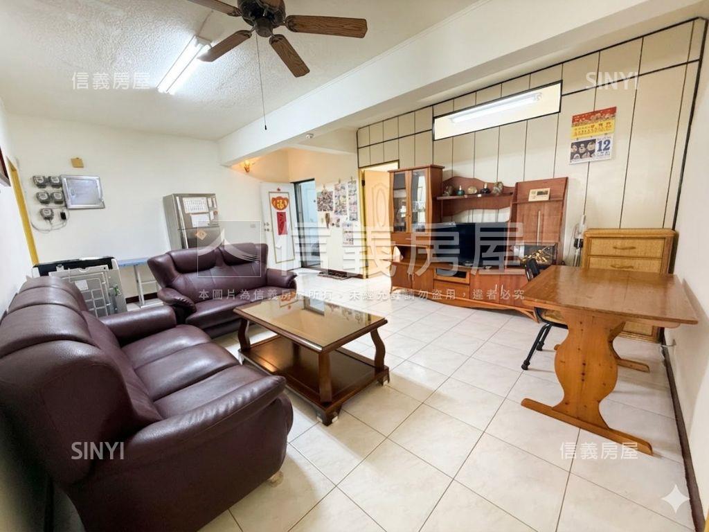 東區國泰一層一戶邊間美寓房屋室內格局與周邊環境