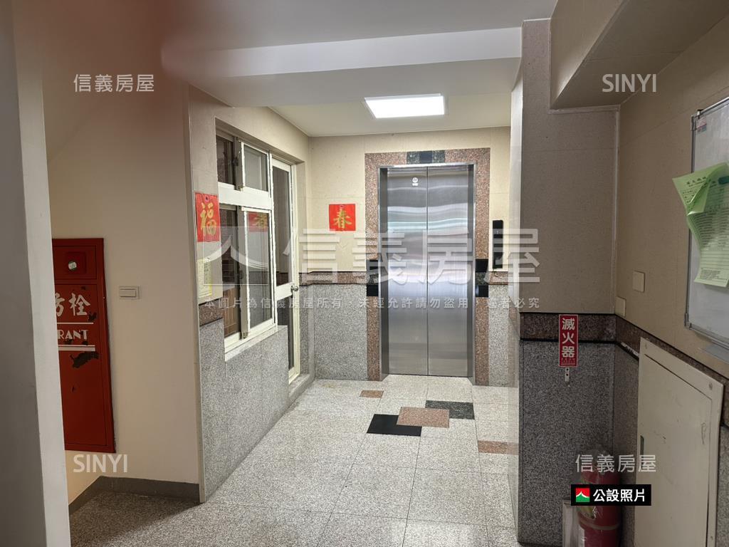 近捷運學校挑高１＋１房房屋室內格局與周邊環境