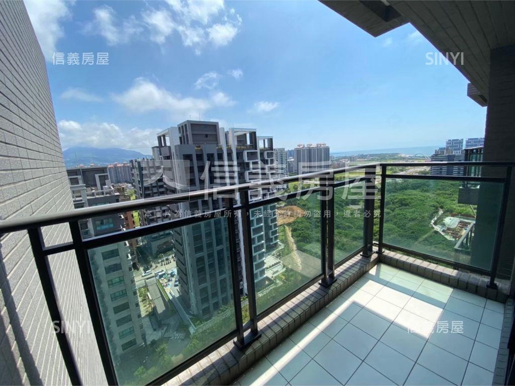 淡水新市鎮朝南亮麗四房房屋室內格局與周邊環境