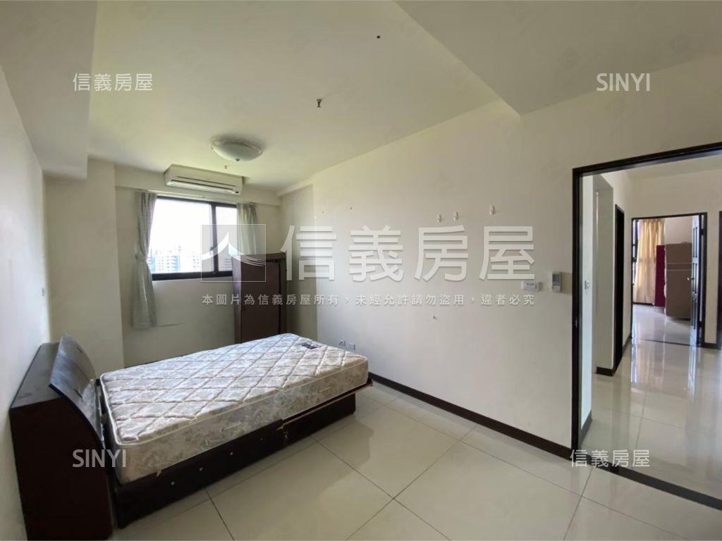 淡水新市鎮朝南亮麗四房房屋室內格局與周邊環境