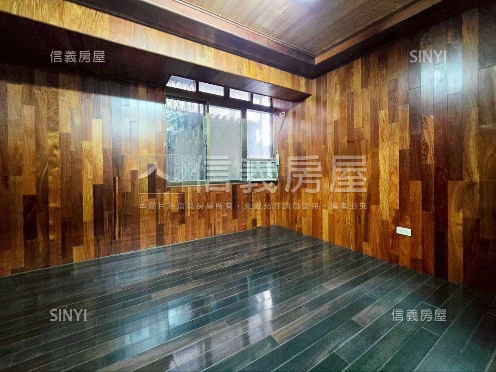 成功國中正對面●金店面房屋室內格局與周邊環境