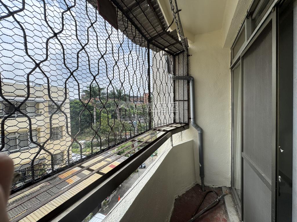 專任＿仁愛國宅房屋室內格局與周邊環境