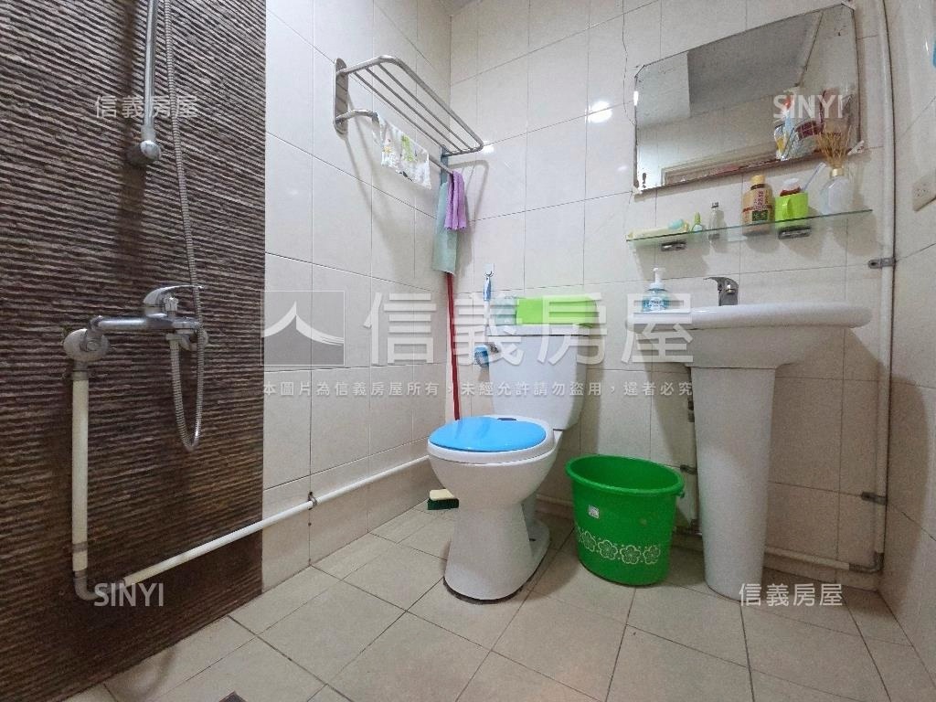 民族美屋大空間房屋室內格局與周邊環境