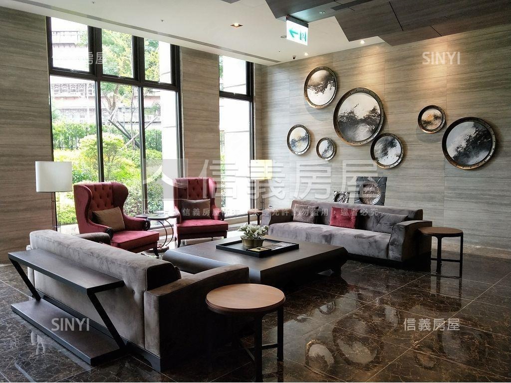 君泰．高樓景觀２房房屋室內格局與周邊環境