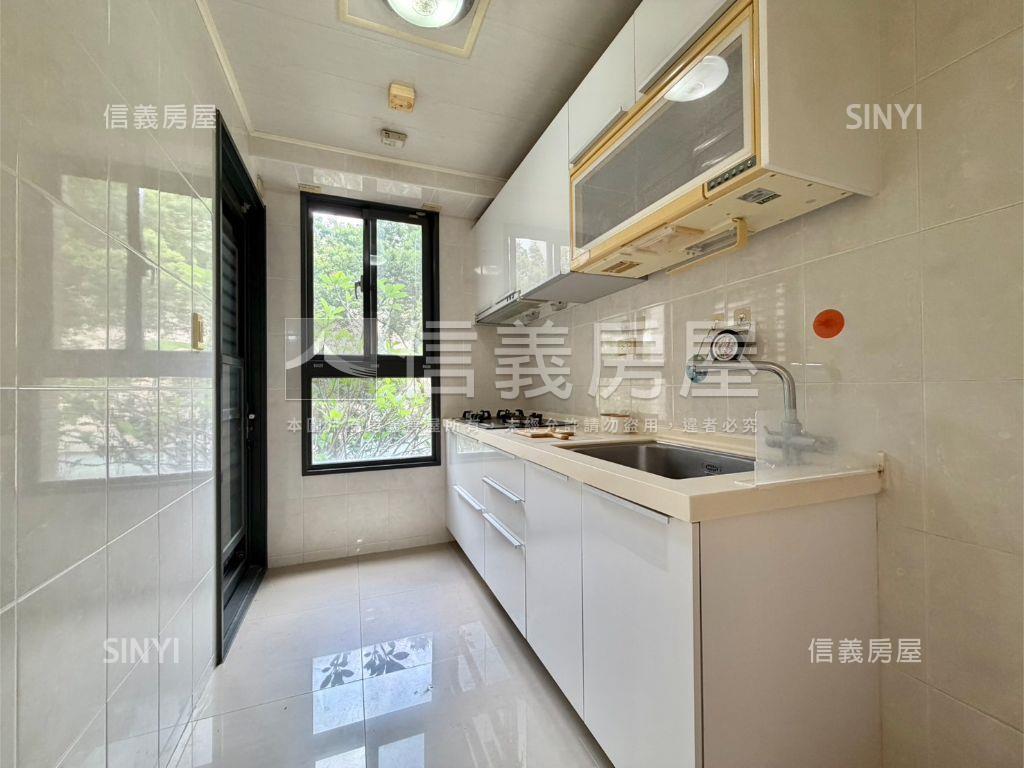 三月花見大兩房附車位房屋室內格局與周邊環境