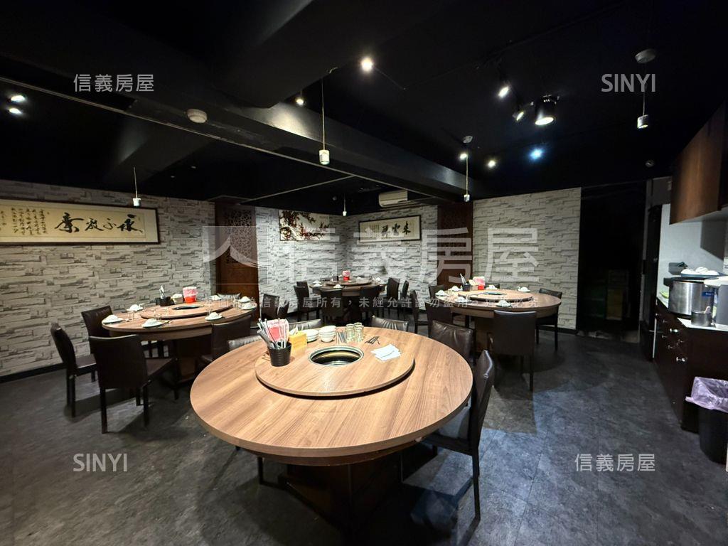 正吉林路面寬。川郎海鮮鋪房屋室內格局與周邊環境