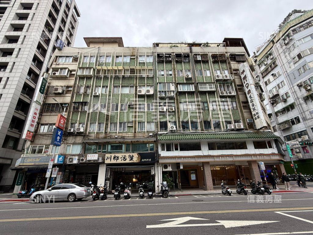 正吉林路面寬。川郎海鮮鋪房屋室內格局與周邊環境