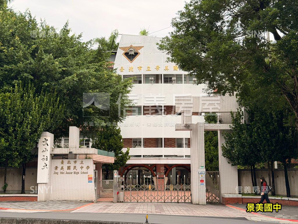 吉美君悅｜邊間三房車位房屋室內格局與周邊環境