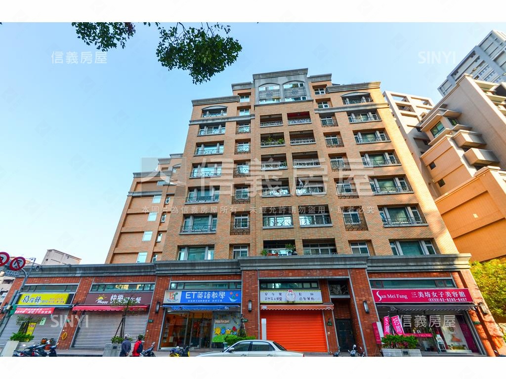 如意滿堂質感四房坡平車位房屋室內格局與周邊環境