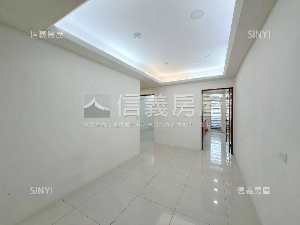 長江街黃金三樓雙衛美寓房屋室內格局與周邊環境