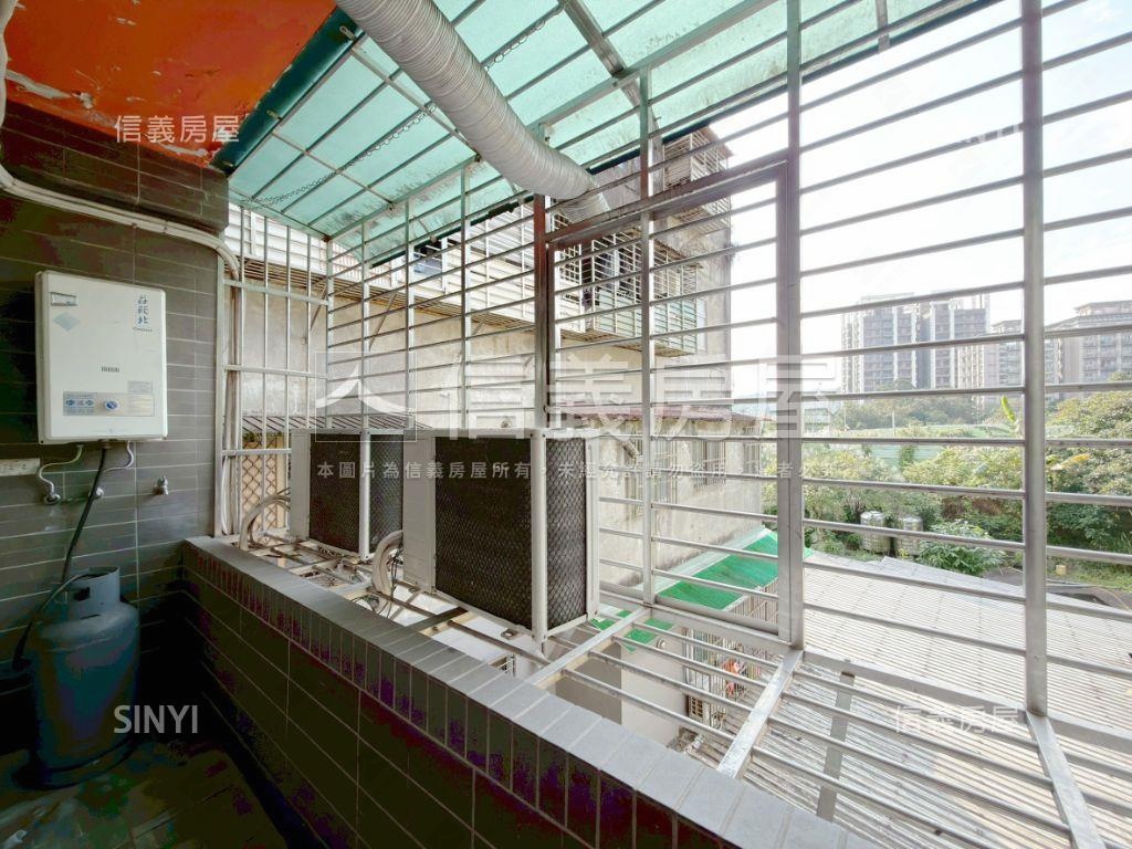 長江街黃金三樓雙衛美寓房屋室內格局與周邊環境