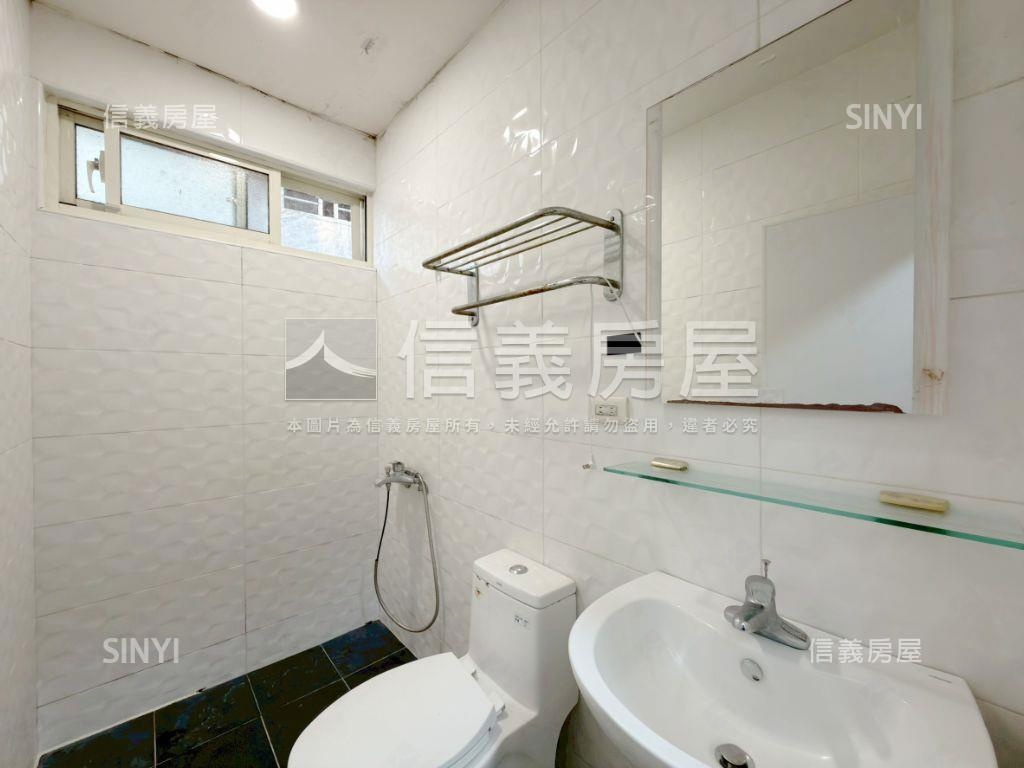 長江街黃金三樓雙衛美寓房屋室內格局與周邊環境