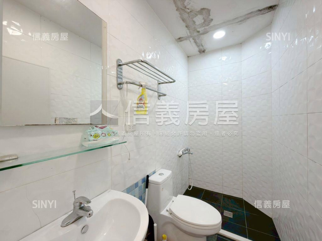 長江街黃金三樓雙衛美寓房屋室內格局與周邊環境