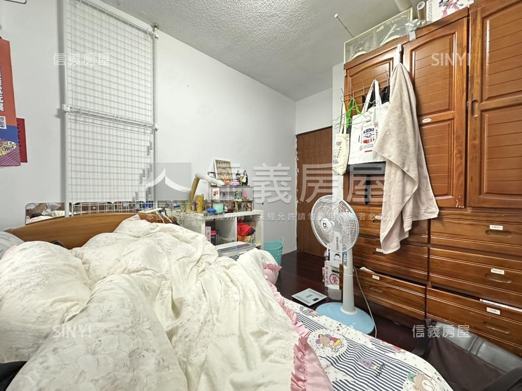 稀有文山區市中心電梯兩房房屋室內格局與周邊環境