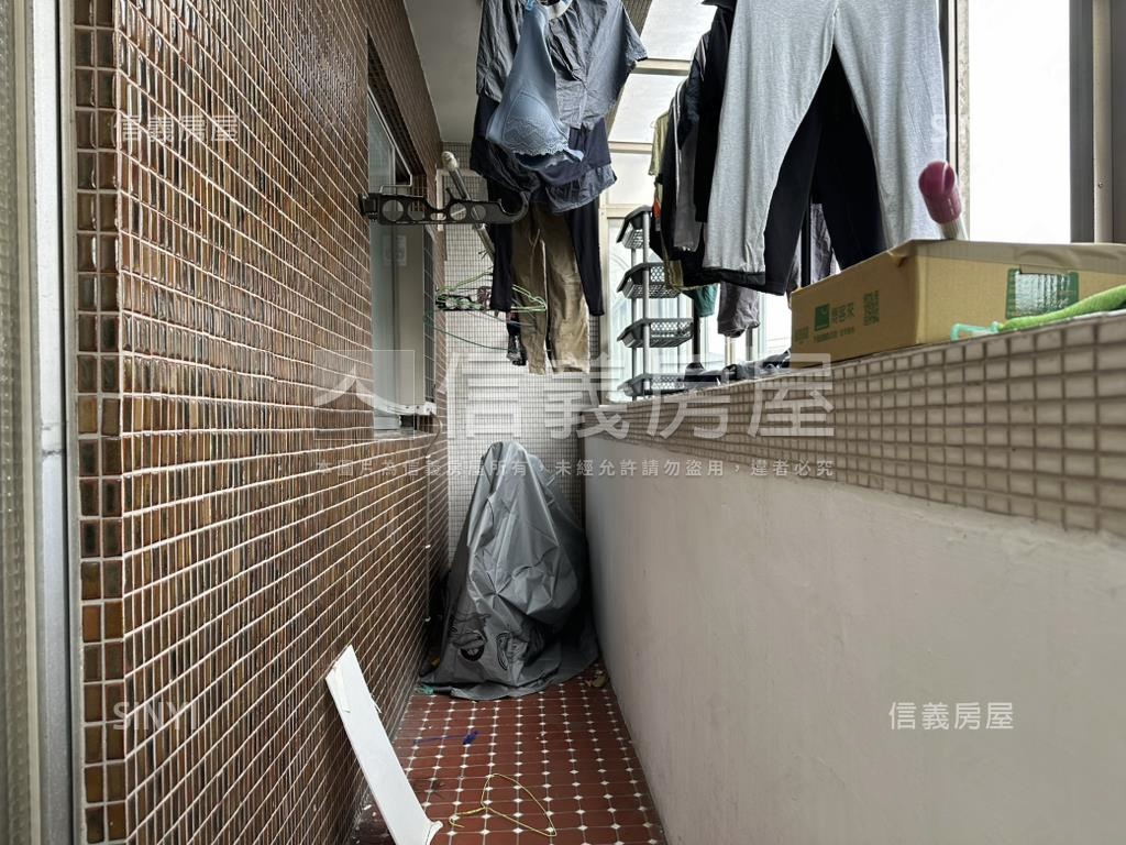 稀有文山區市中心電梯兩房房屋室內格局與周邊環境